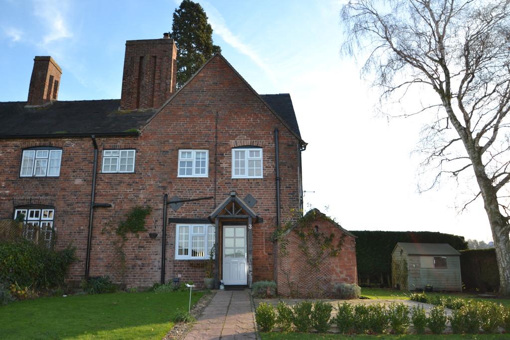 Chetwynd Aston, Newport 2 bed end of terrace house £625 pcm (£144 pw)