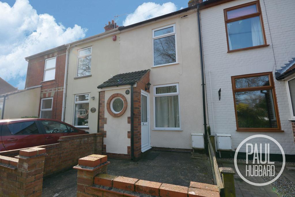 Oulton Road North, Lowestoft 3 bed terraced house £160,000