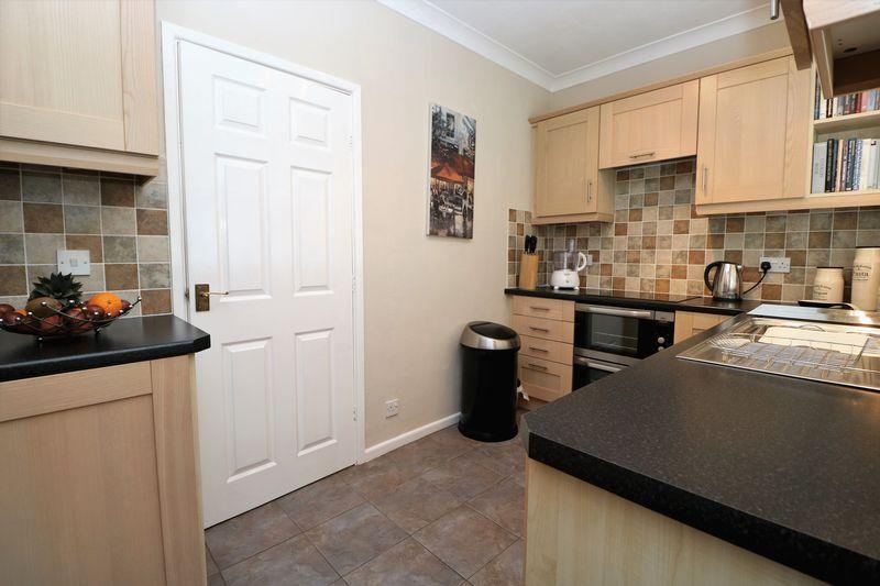 Hallcroft Way, Aldridge 3 bed detached bungalow £330,000