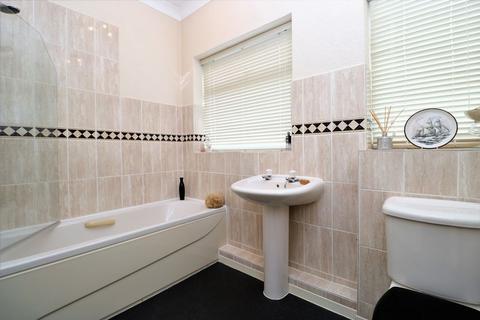 41 Hallcroft Way, Walsall, WS9 8UN