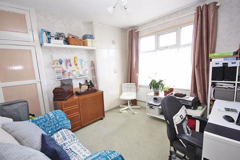 1 Mirfield Road, Grimsby, DN32 0AW