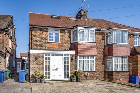 6 Broadhurst Avenue, Edgware, HA8 8TR