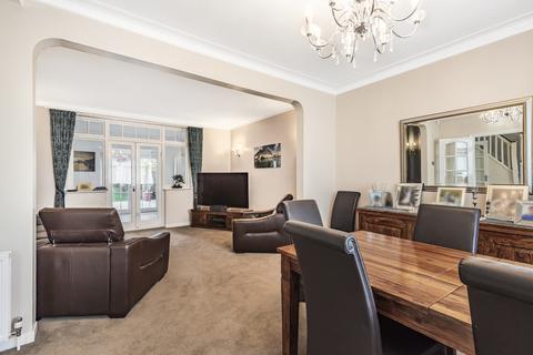 6 Broadhurst Avenue, Edgware, HA8 8TR