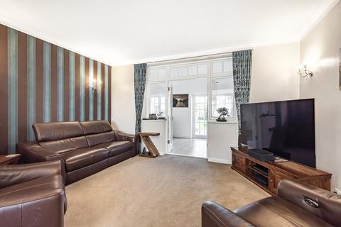 6 Broadhurst Avenue, Edgware, HA8 8TR