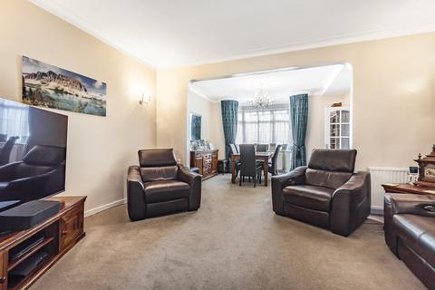6 Broadhurst Avenue, Edgware, HA8 8TR
