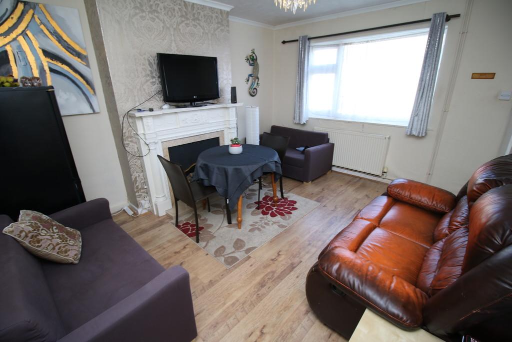 Strathmore Avenue, Coventry 3 bed semidetached house £170,000