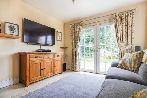 2, Blunts Farm Cottages Coopersale Lane, Theydon Bois, Epping, CM16 7NT