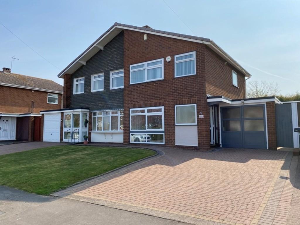 Wardles Lane, Great Wyrley 3 bed semidetached house £950 pcm (£219 pw)