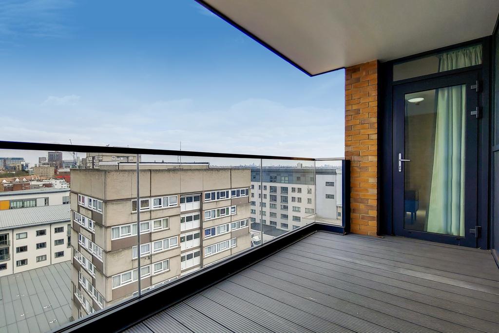 3 Balcony 1-0-min.jpg