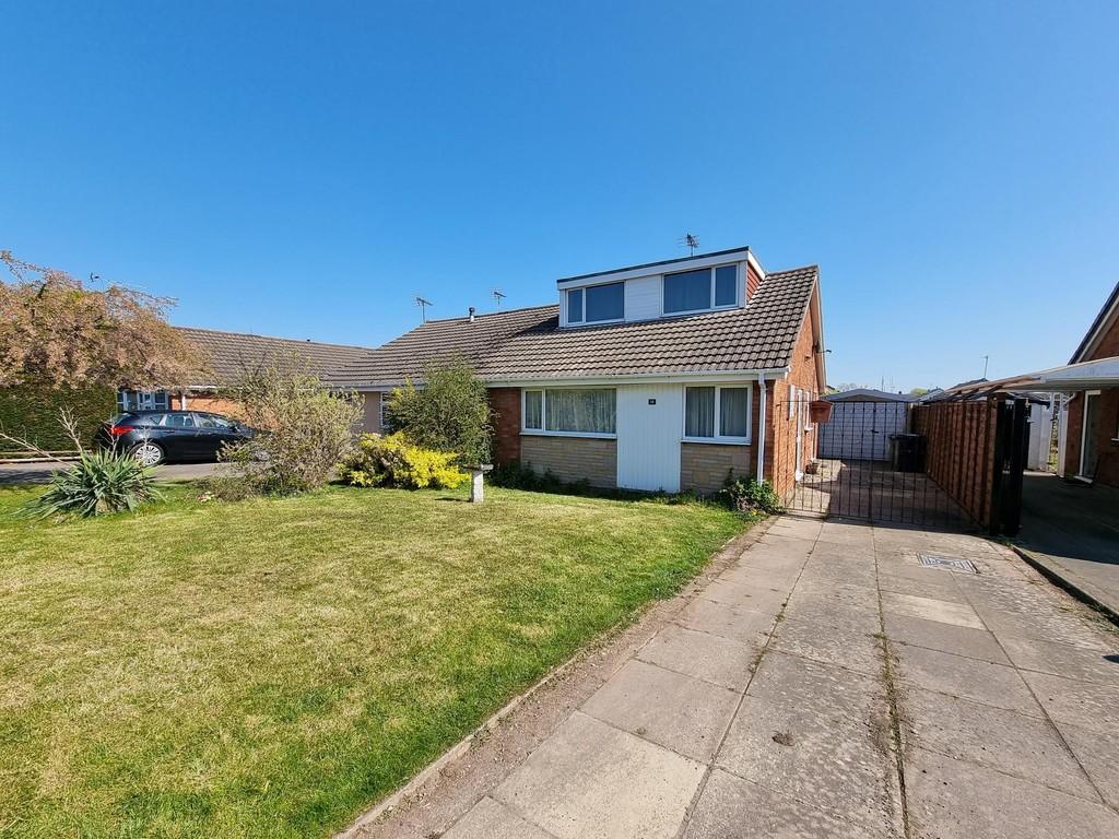 Fair Isle Drive, Glendale, Nuneaton 2 bed semidetached bungalow £190,000