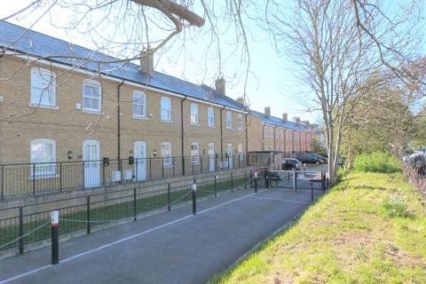 3 bedroom terraced house for sale, Government Row, Enfield