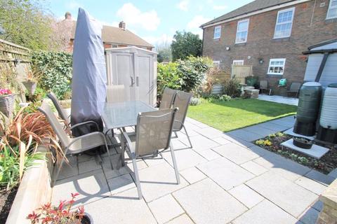 42 Densole Way, Densole, Folkestone, CT18 7BQ