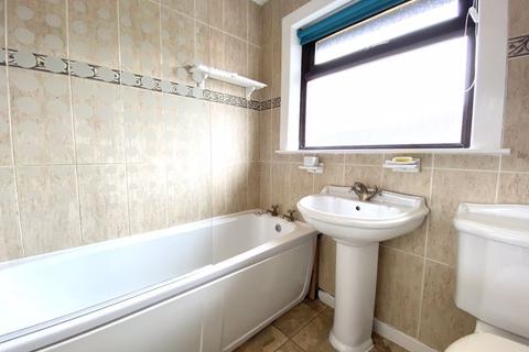 8 Glendale Crescent, Ayr, KA7 3SQ