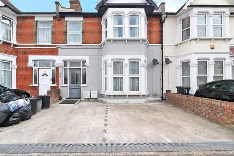 69 Castleton Road, Ilford, IG3 9QP