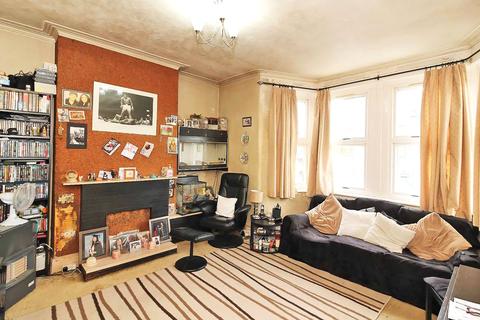 69 Castleton Road, Ilford, IG3 9QP