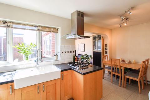 10 Penmere Drive, Werrington, Stoke-on-trent, ST9 0NG