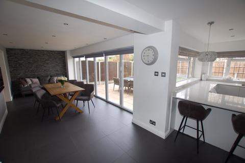 5, Mill View Baker Street, Orsett, Grays, RM16 3NR
