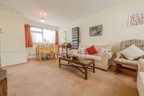 83 Cotlandswick, London Colney, St Albans, AL2 1EQ
