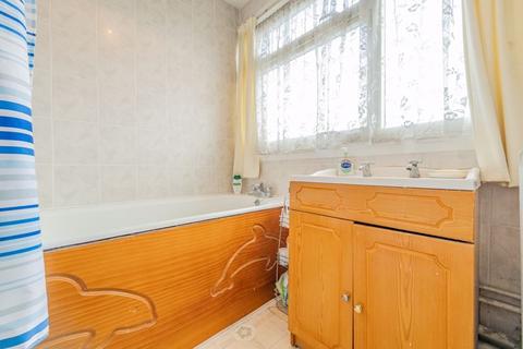 83 Cotlandswick, London Colney, St Albans, AL2 1EQ