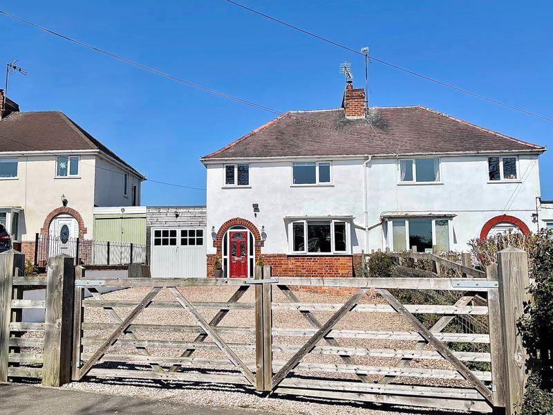 Holloway, Pershore 3 bed semidetached house £330,000
