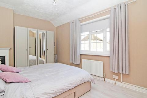 128 Ivorydown, Bromley, BR1 5EF