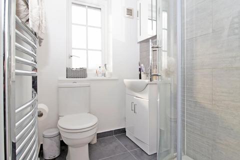 128 Ivorydown, Bromley, BR1 5EF