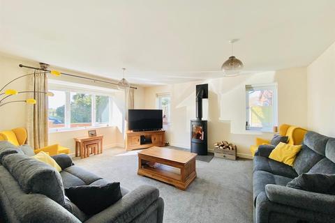 22a Cheyne Walk, Hornsea, HU18 1BX