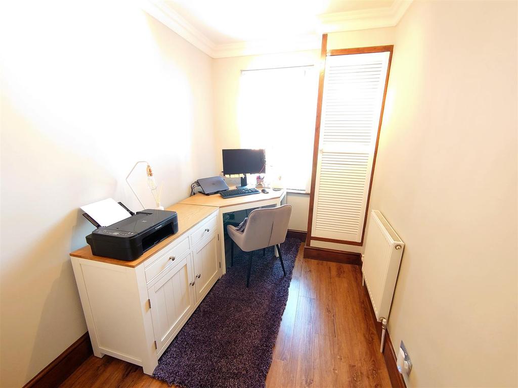 Bedroom 3.jpg