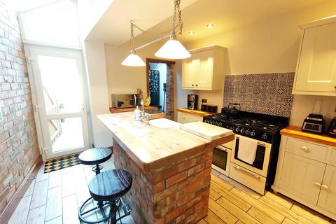 8 Arden Road, Bulkington, Bedworth, CV12 9JJ