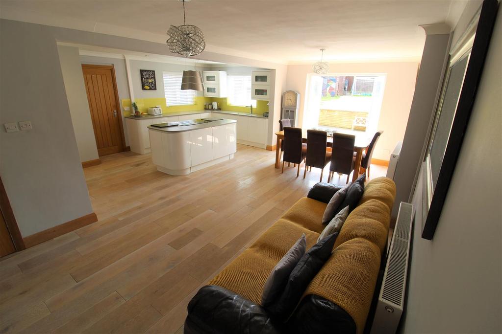 The Wheatridge East, Upton St. Leonards, Gloucester 4 bed detached