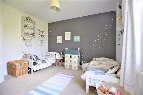 4 Callows Orchard, Rushwick, Worcester, WR2 5GU