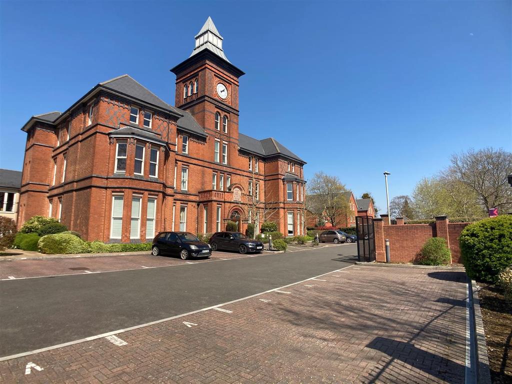 Huckley Field, Abbeymead, Gloucester 2 bed apartment £185,000