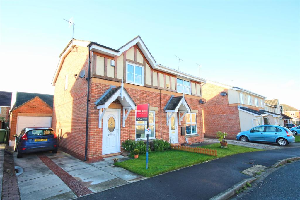 Butterfly Meadows, Molescroft, Beverley 3 bed house £725 pcm (£167 pw)