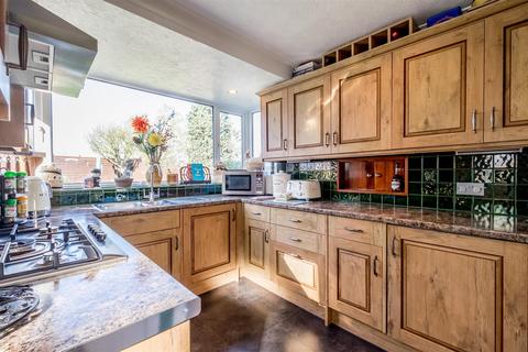 121 Stratton Road, Brighouse, HD6 3UA