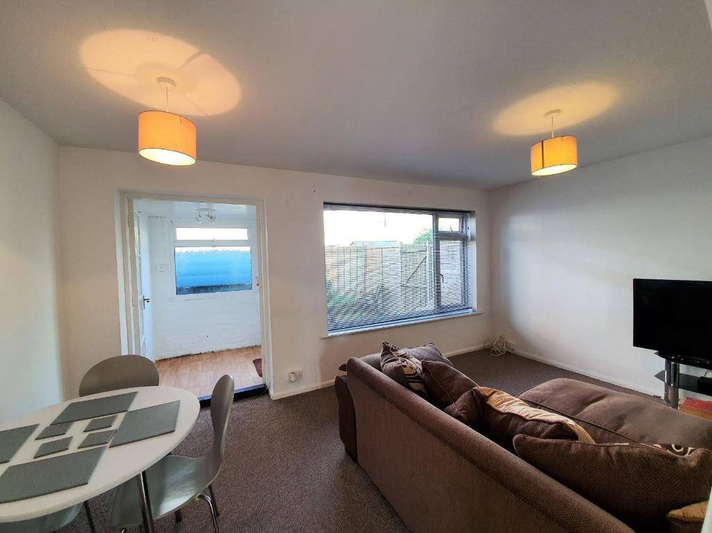 18 Annbrook Road lounge.jpg