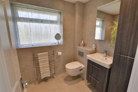 2 Jacomb Road, Lower Broadheath, Worcester, WR2 6QW
