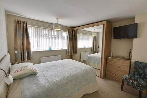 2 Jacomb Road, Lower Broadheath, Worcester, WR2 6QW