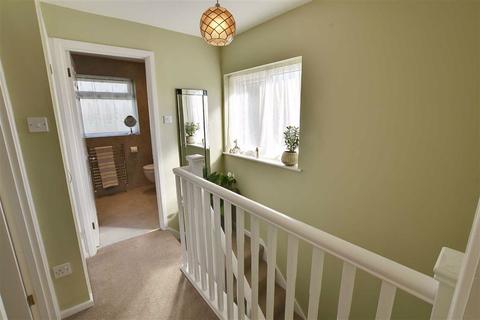 2 Jacomb Road, Lower Broadheath, Worcester, WR2 6QW