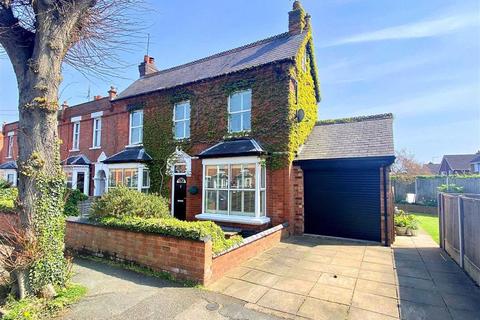 58 Foley Road, Worcester, WR2 4NE
