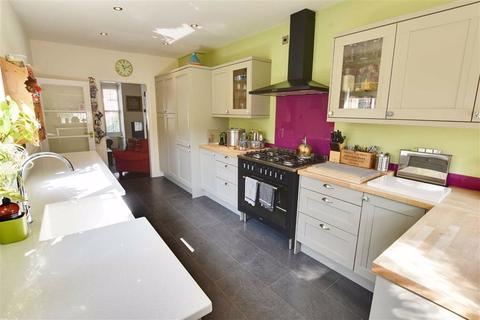 58 Foley Road, Worcester, WR2 4NE
