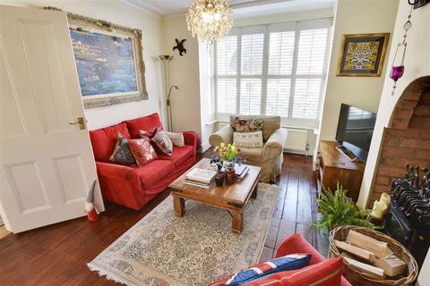 58 Foley Road, Worcester, WR2 4NE