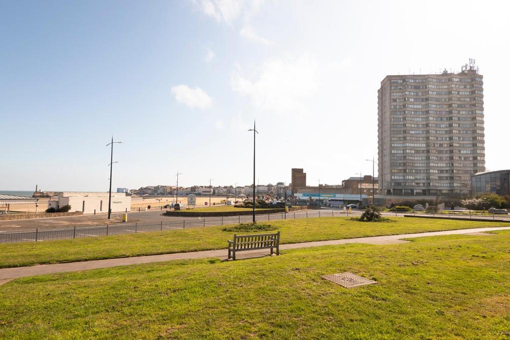 All Saints Avenue, Margate 1 bed flat for sale £100,000