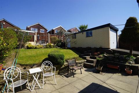 13 Cheviot Close, Horwich, Bolton, BL6 7DF