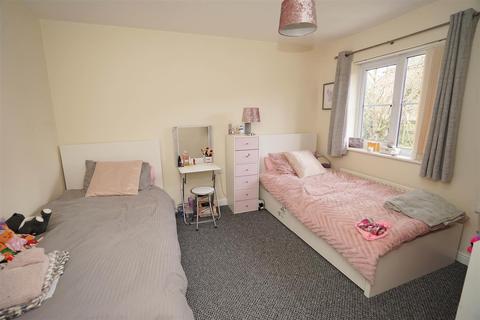 19 Abbeylea Drive, Westhoughton, Bolton, BL5 3ZD