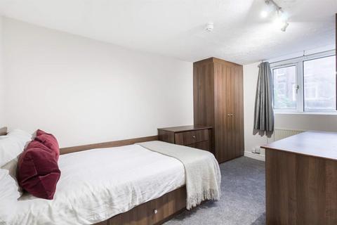 48 Beechwood Mount, Leeds, LS4 2NQ