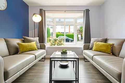 67 Estcourt Terrace, Leeds, LS6 3EY