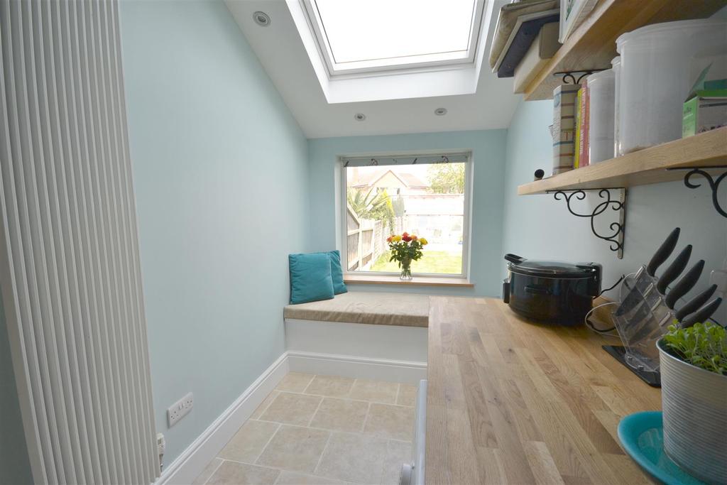 25 Park Road 019.JPG