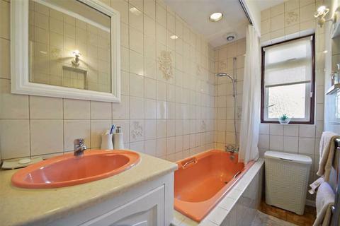 21 Chesham Road, Penge, London, SE20 7RJ