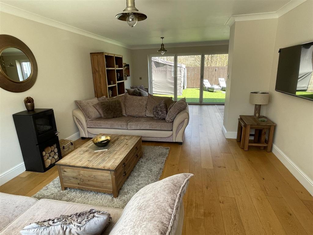 Open Plan Lounge/Diner: