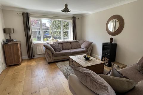 112 Retallick Meadows, St Austell, PL25 3BZ